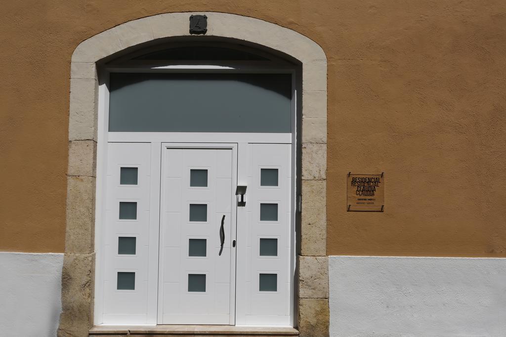 Apartaments Claudia Reus Exterior photo