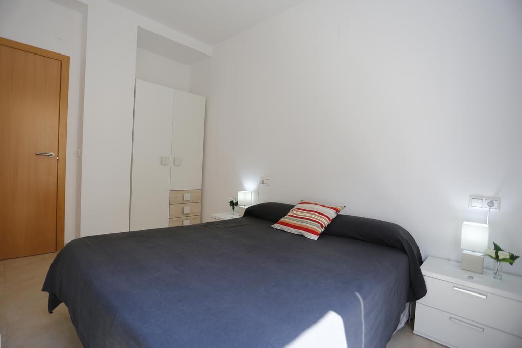 Apartaments Claudia Reus Exterior photo