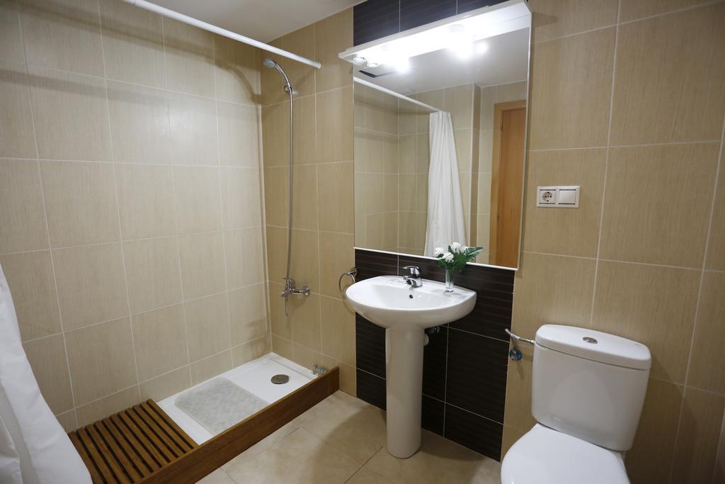 Apartaments Claudia Reus Exterior photo